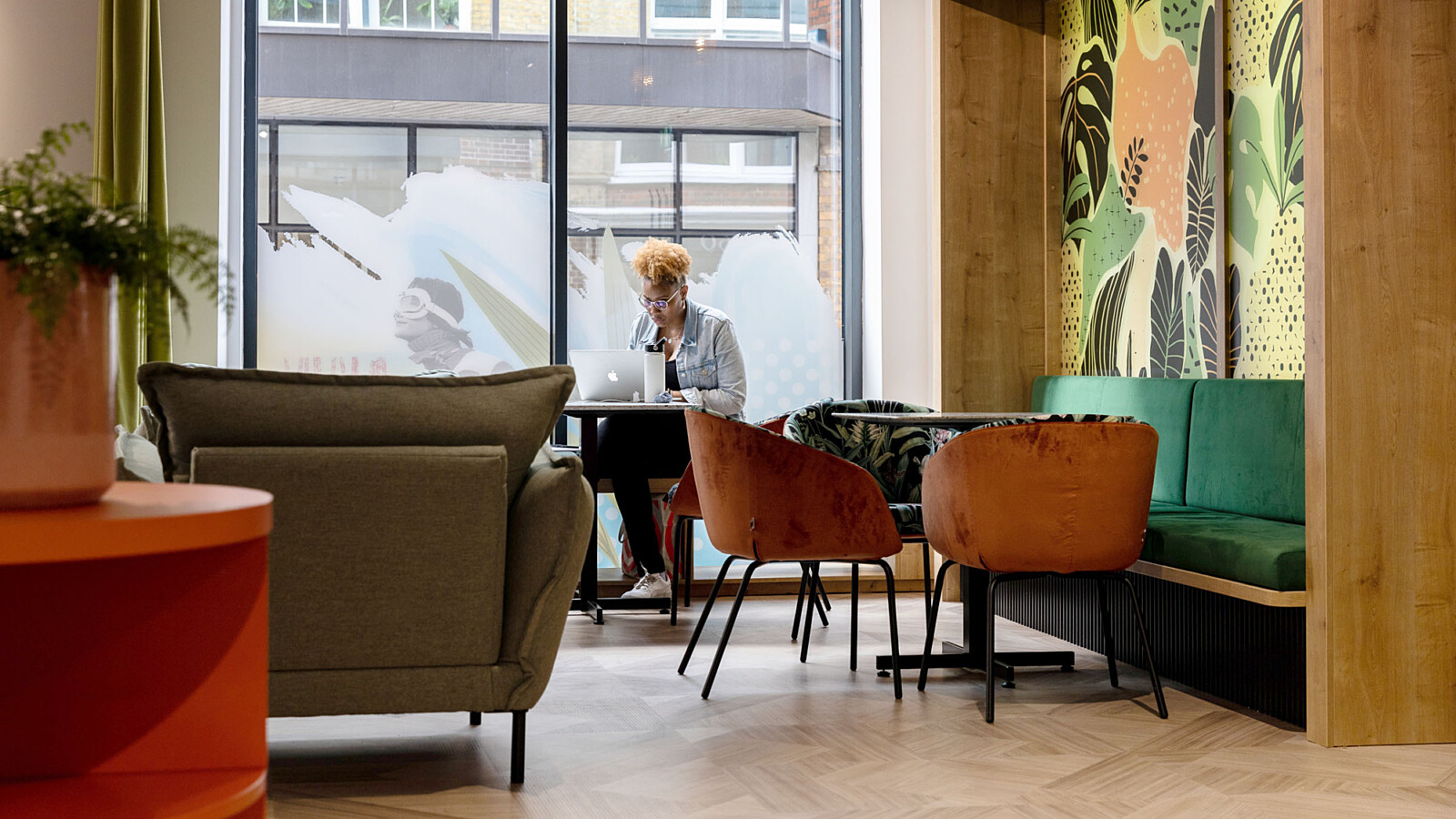 Runway East Shoreditch Breakout banquette