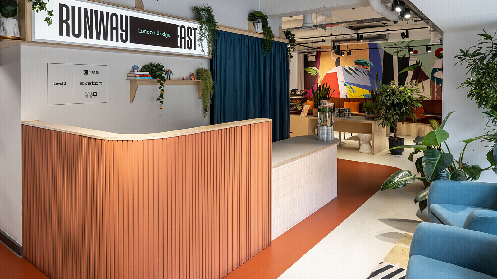 Runway East London Bridge-reception desk