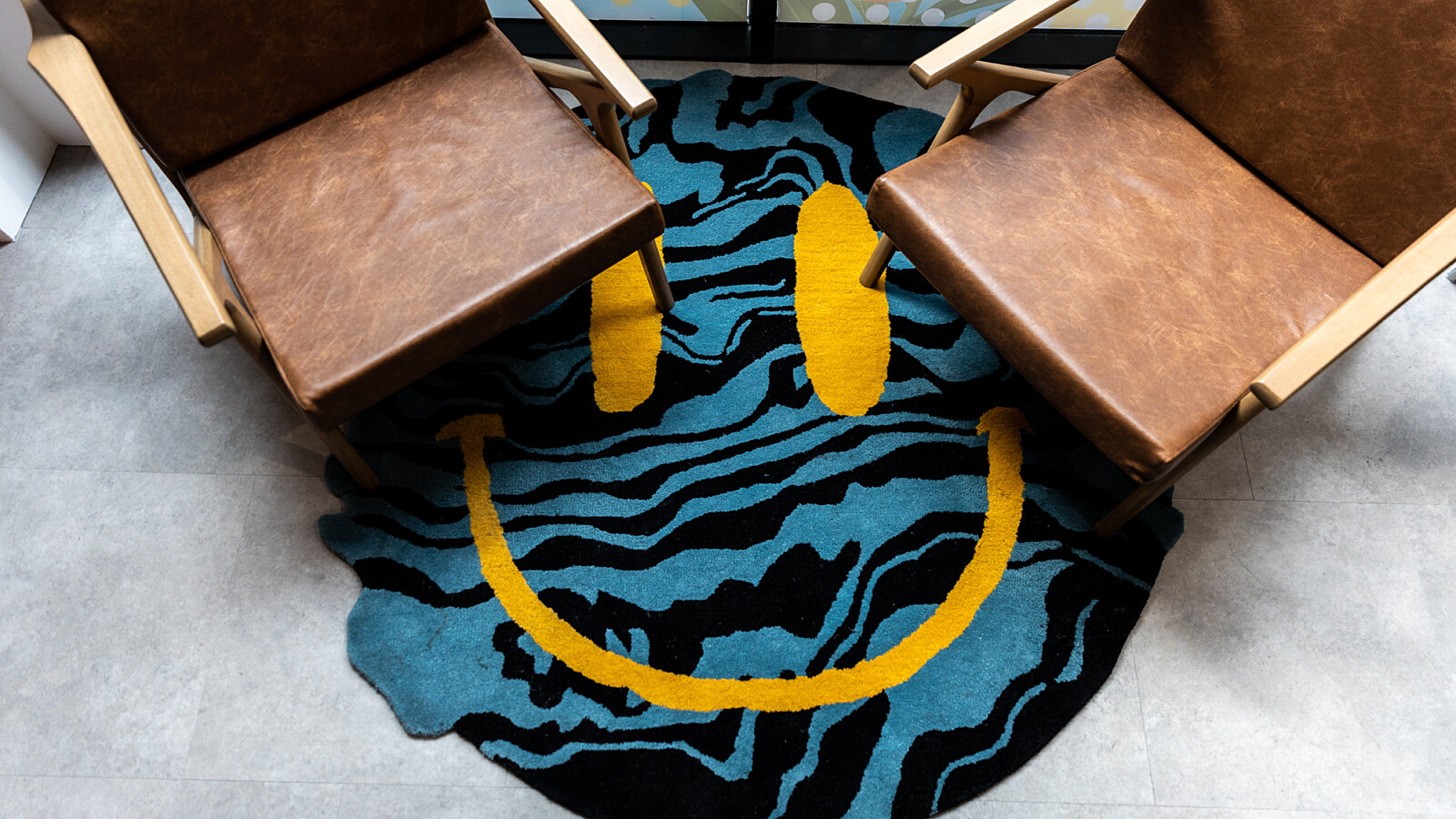 Runway East-Shoreditch Breakout Space Smiley Rug