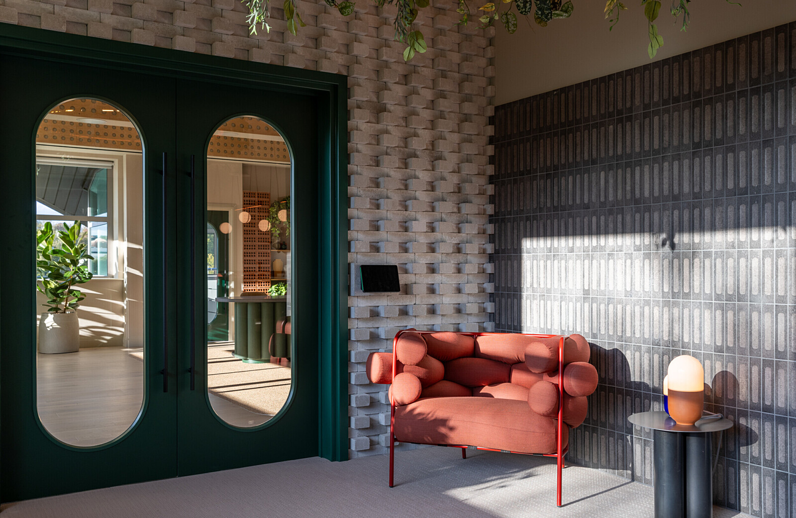 TMT Group Interior 20