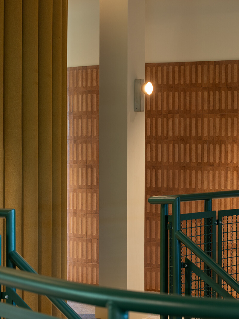 TMT Group Interior 09